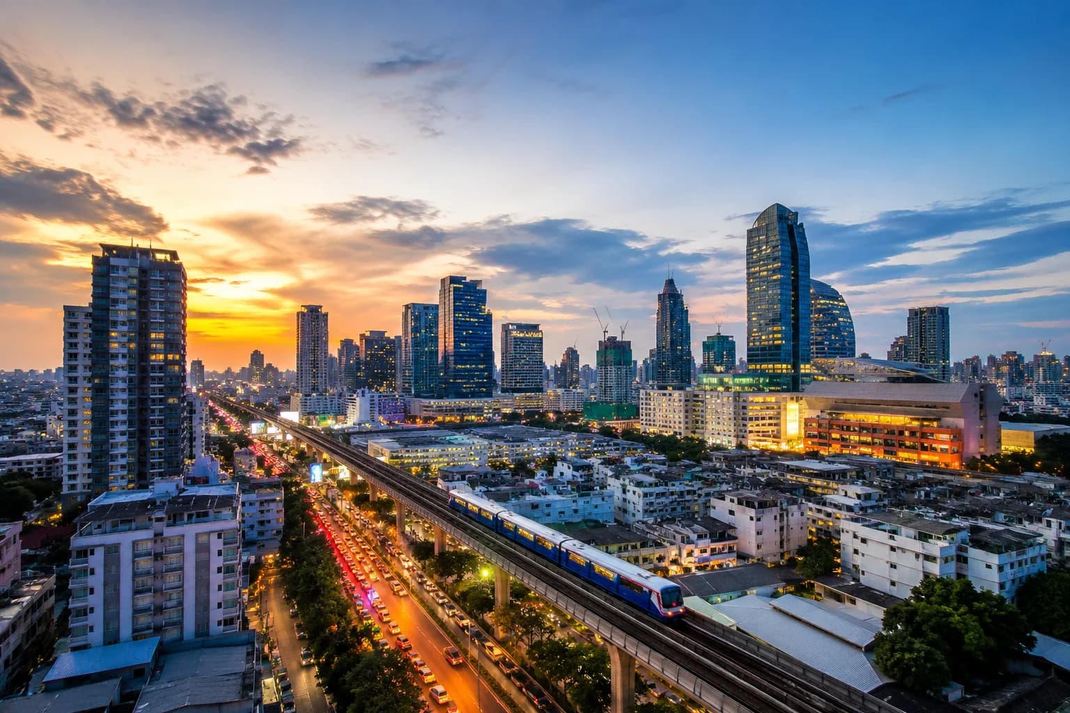 Huai Khwang Area Overview: Bangkok’s Emerging Business District