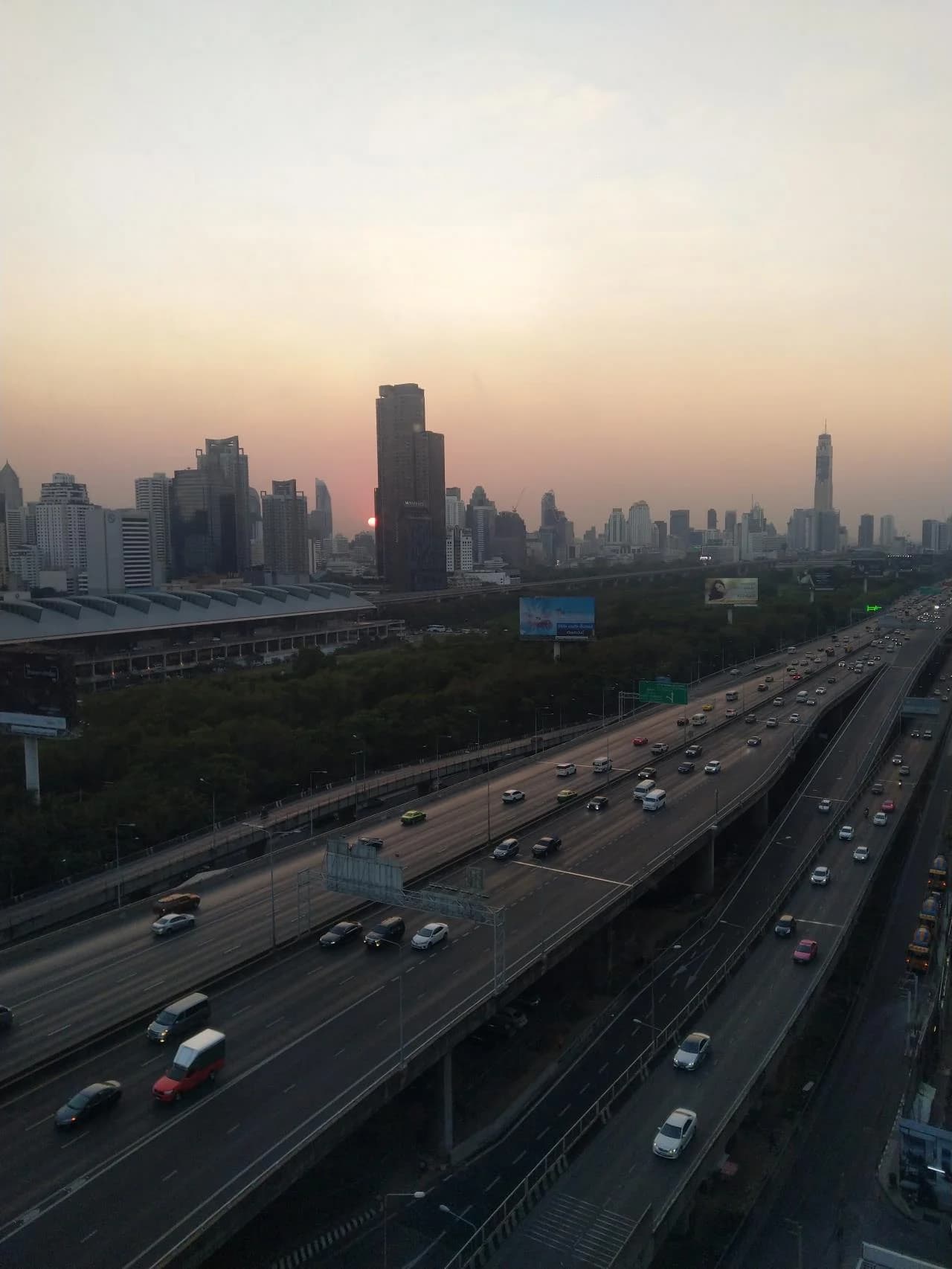 ขายคอนโด Chewathai Residence Asoke (ชีวาทัย เรสซิเดนซ์ อโศก) 3