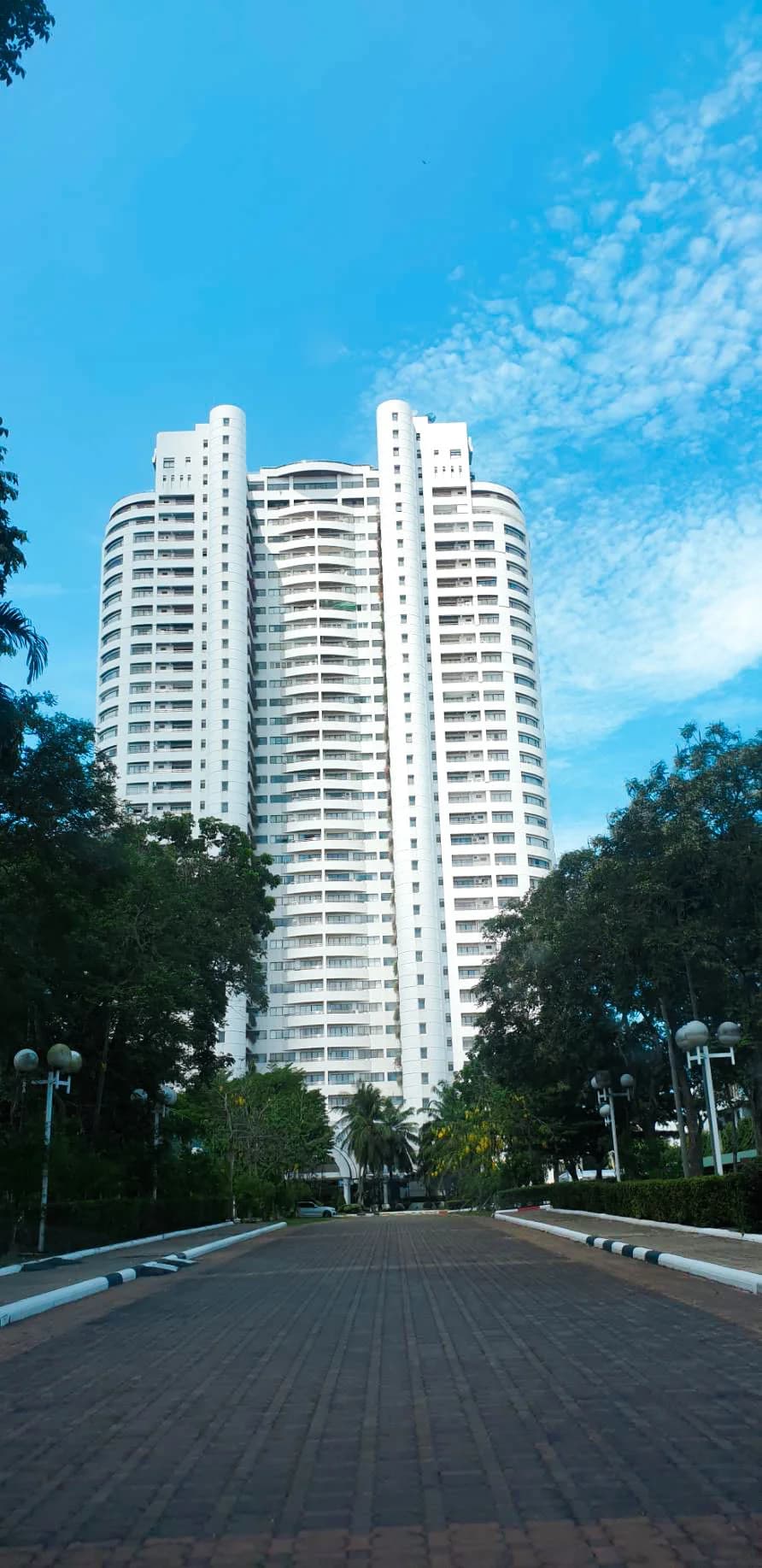 ขายคอนโดกฤษฎา โกลเด้น คอนโดเทล (Krisda Golden Condotel) พื้นที่ 158.53 ตร.ม. 1