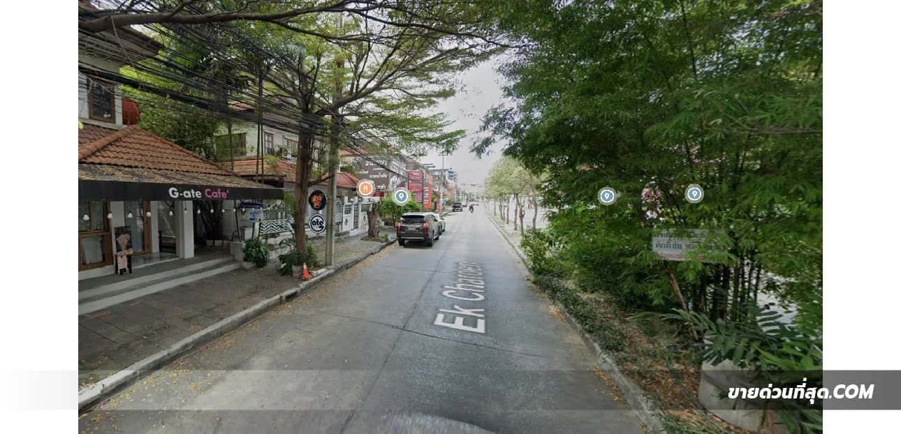 ขายบ้านแฝด 3 ชั้น เนื้อที่ 40 ตร.ว. ทำเลค้าขาย ติด ถ.เอกเจริญ ใกล้ ม.รังสิต 4