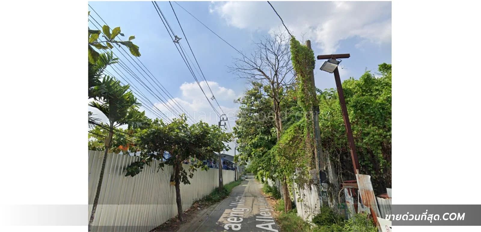 Beautiful land plot for sale, measuring 1-1-0 rai, located at Chaengwattana Soi 15, Intersection 2. 2