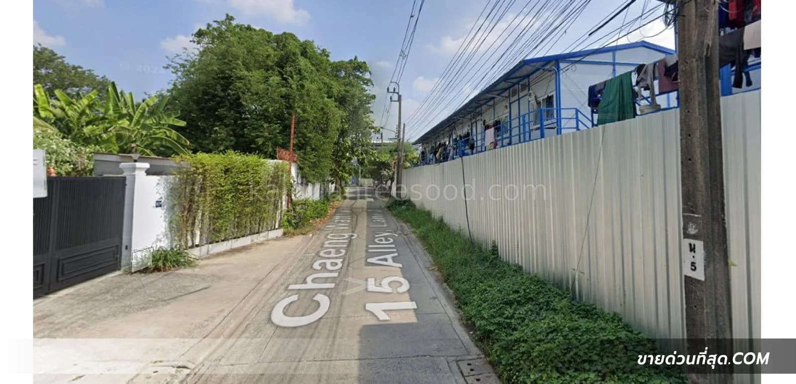 Beautiful land plot for sale, measuring 1-1-0 rai, located at Chaengwattana Soi 15, Intersection 2. 3