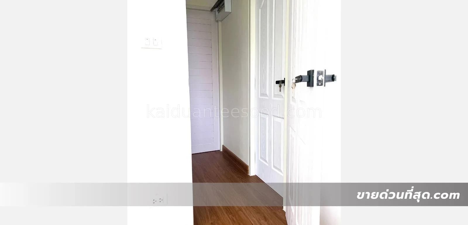 House and land for sale on Chokchai 4 Road, Soi 54, แยก 15 (intersection 15). Land area: 69 square wah. 5