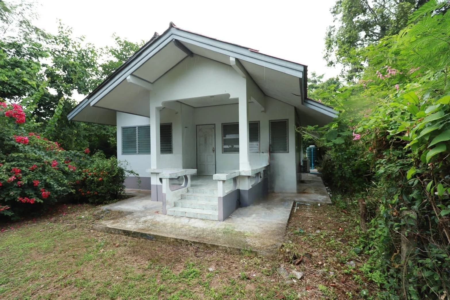 ที่ดินติดชายหาดสวนหลวง บางสะพาน จ.ประจวบคีรีขันธ์ เนื้อที่ 2-0-47 ไร่ 1