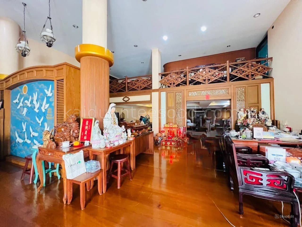 Five-story detached house for sale in Soi Charoen Nakhon 39, on a 77 sq.wa. plot of land. 5