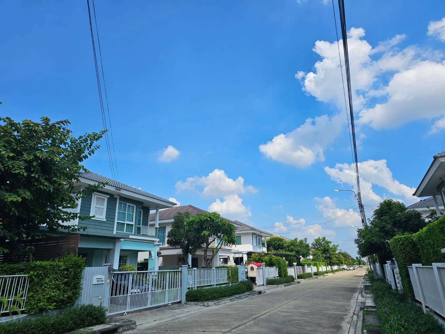 ขายบ้าน2ชั้น เนื้อที่ 52 ตร.ว. ในหมู่บ้านพฤกษ์ลดา ใกล้ ถนนหทัยราษฎร์ 2