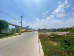 Land for sale, 3 rai 82 sq.wa., Theparak Soi 96 (Pattanasuk Soi 5), near Sangkasi Market. 1