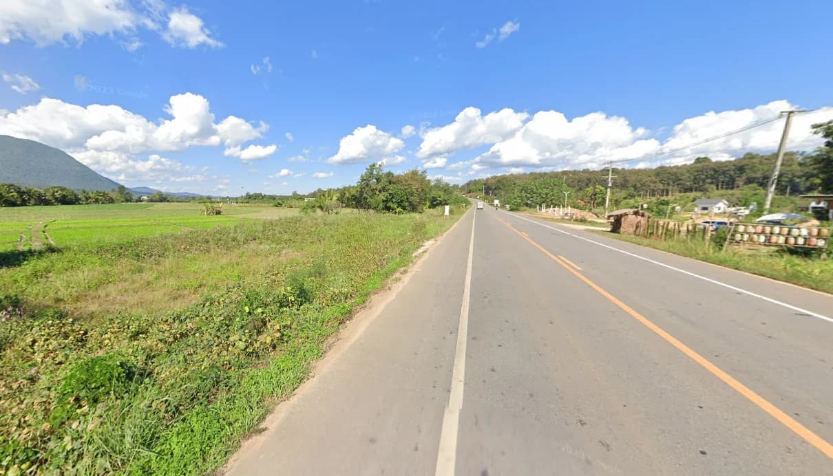 ขายที่ดิน 4 ไร่ 2 งาน 54 ตร.ว. ติดถนนหมายเลข 107 ใกล้สถานีตำรวจภูธรเชียงดาว 4