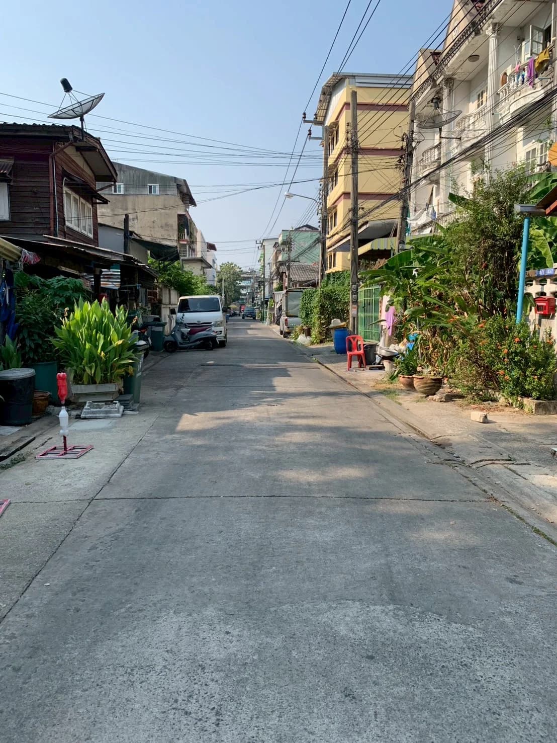 ขายที่ดิน เนื้อที่ 54 ตร.ว. ใน ซ.ประชาอุทิศ 16 ติดนิด้าแมนชั่น ใกล้แยกห้วยขวาง 1