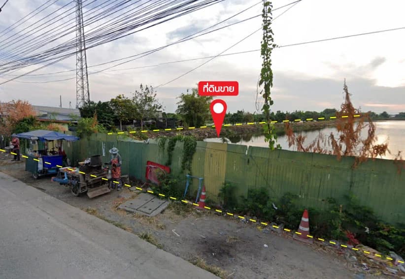 Land 12 Rai, 3 ngan 21 sq.w. adjacent to the Rural Road SP.2006 3