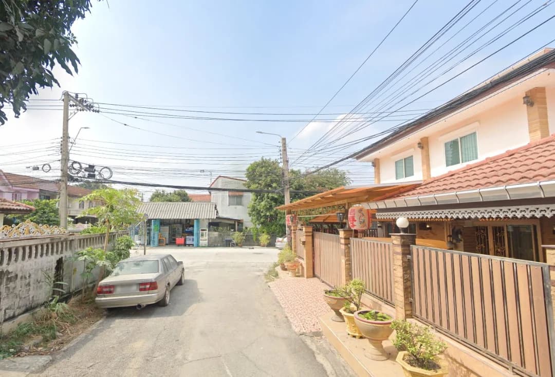 ขายบ้านเดี่ยว 2 ชั้น 67 ตร.ว. ในหมู่บ้านบางบัวทอง ซ.13/20 ใกล้ MRT คลองบางไผ่ 2