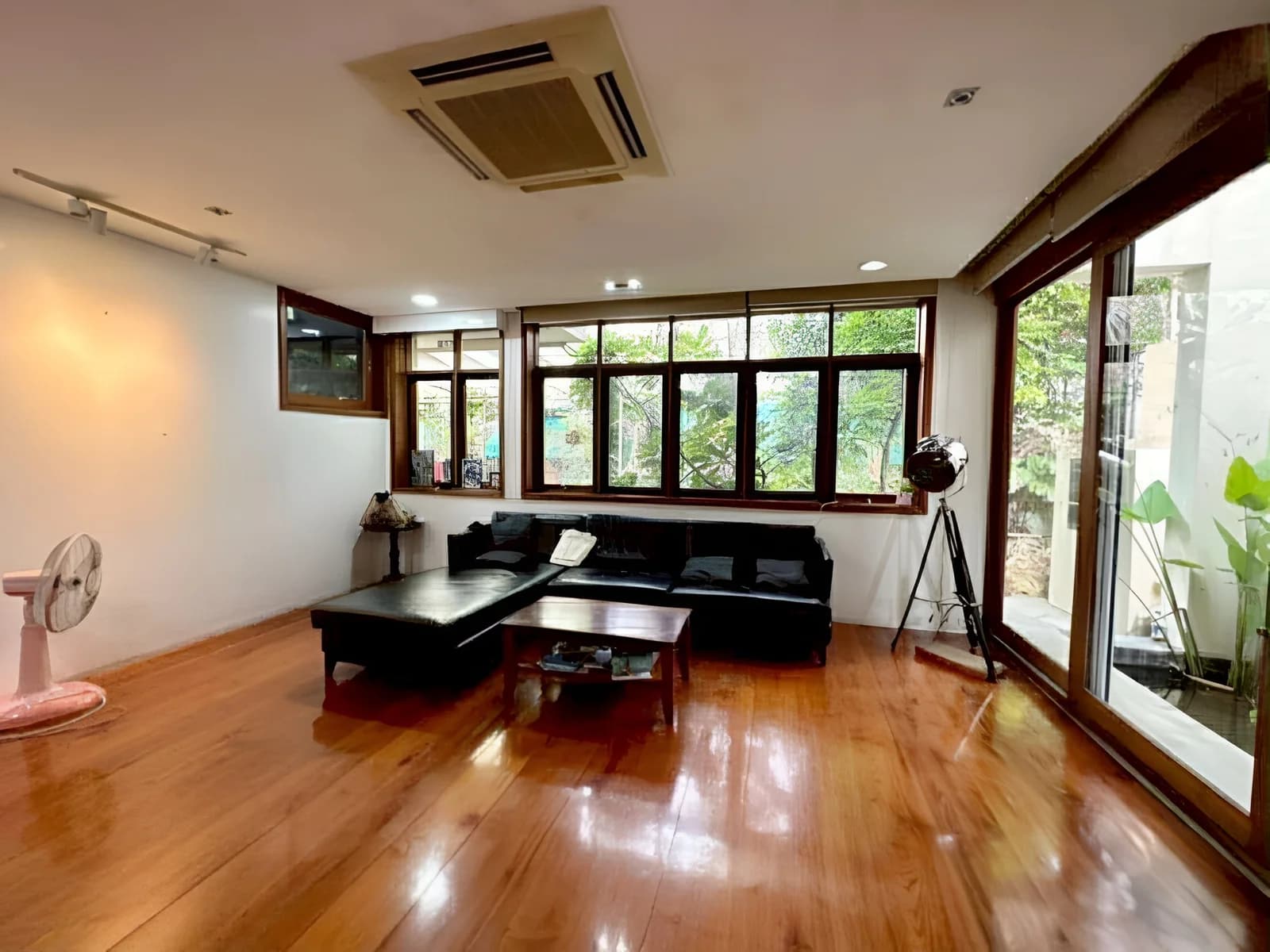 ขายบ้านเดี่ยว 2 ชั้น 97.2 ตร.ว. ซ.ฟาร์มวัฒนา ย่านกล้วยน้ำไท ใกล้ ถนนพระราม 4 5
