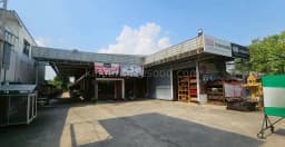 Land for sale with existing buildings, 1 rai (approximately 1600 sq m), located on Hathairat Road, near K.C. Ramintra Village. 1