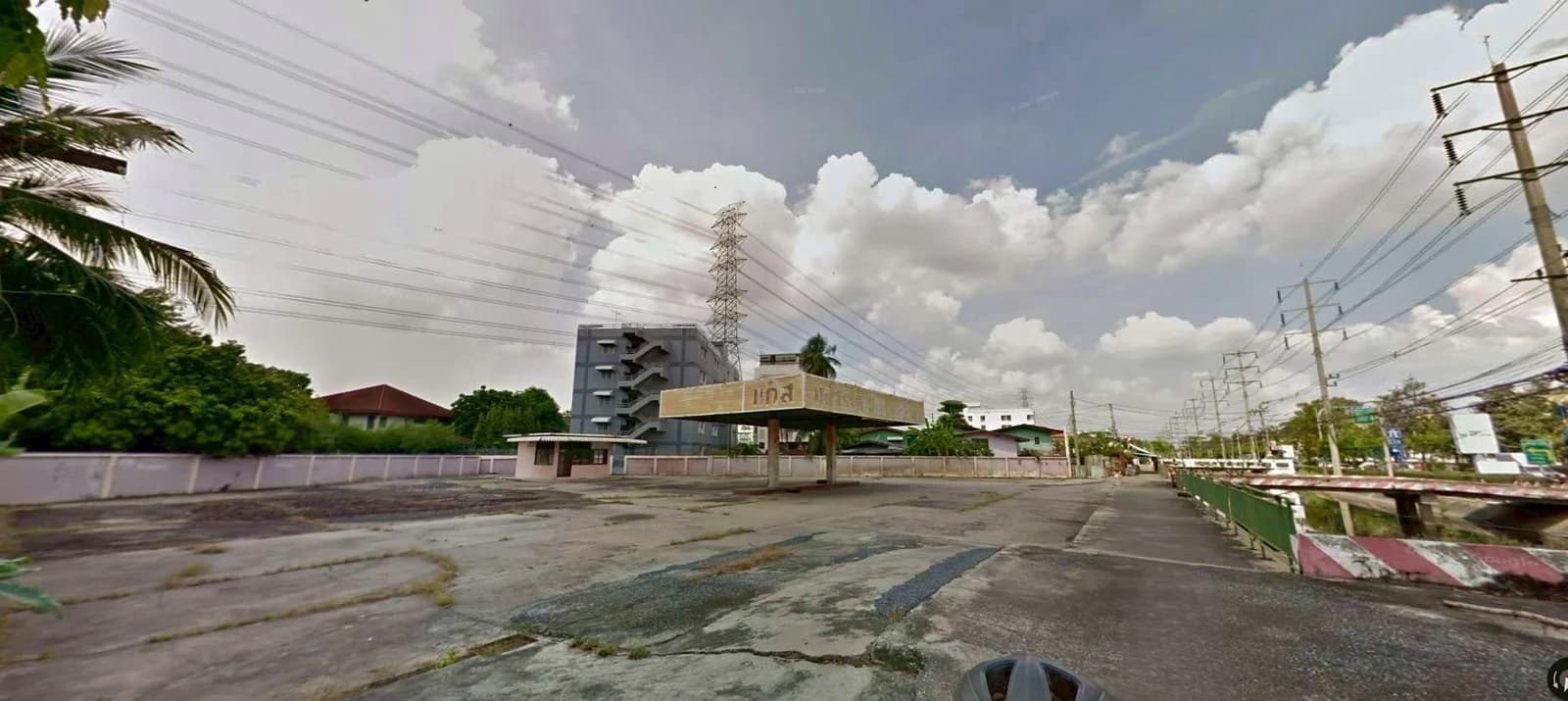 ขายที่ดิน 388.4 ตร.ว. ถ.เลียบคลองประปา ระหว่าง ซอยประชาชื่นนนทบุรี 1 และ ซอย 2 2