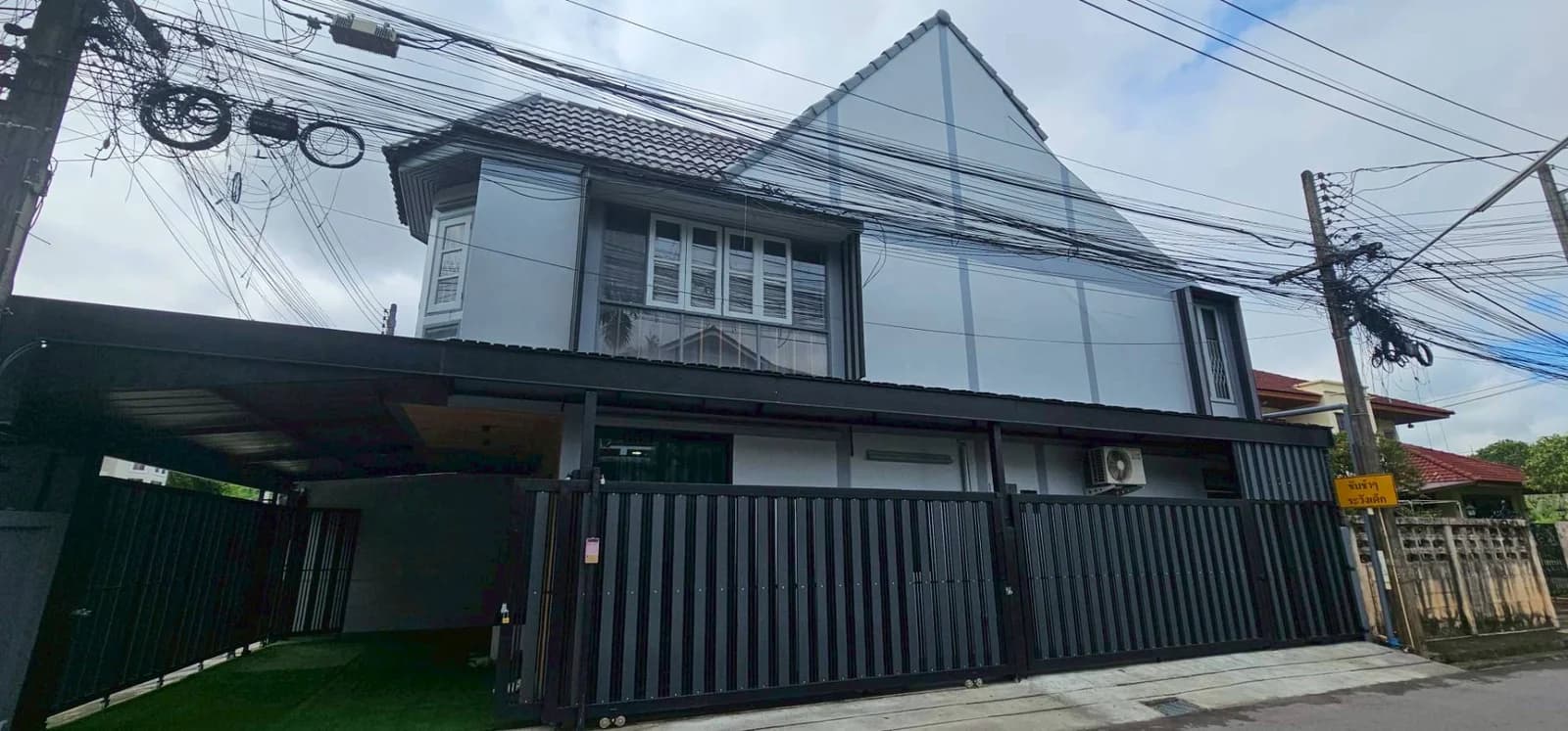 Townhouse For Sale Pa Daet, Mueang Chiang Mai, Chiang Mai — photo 1