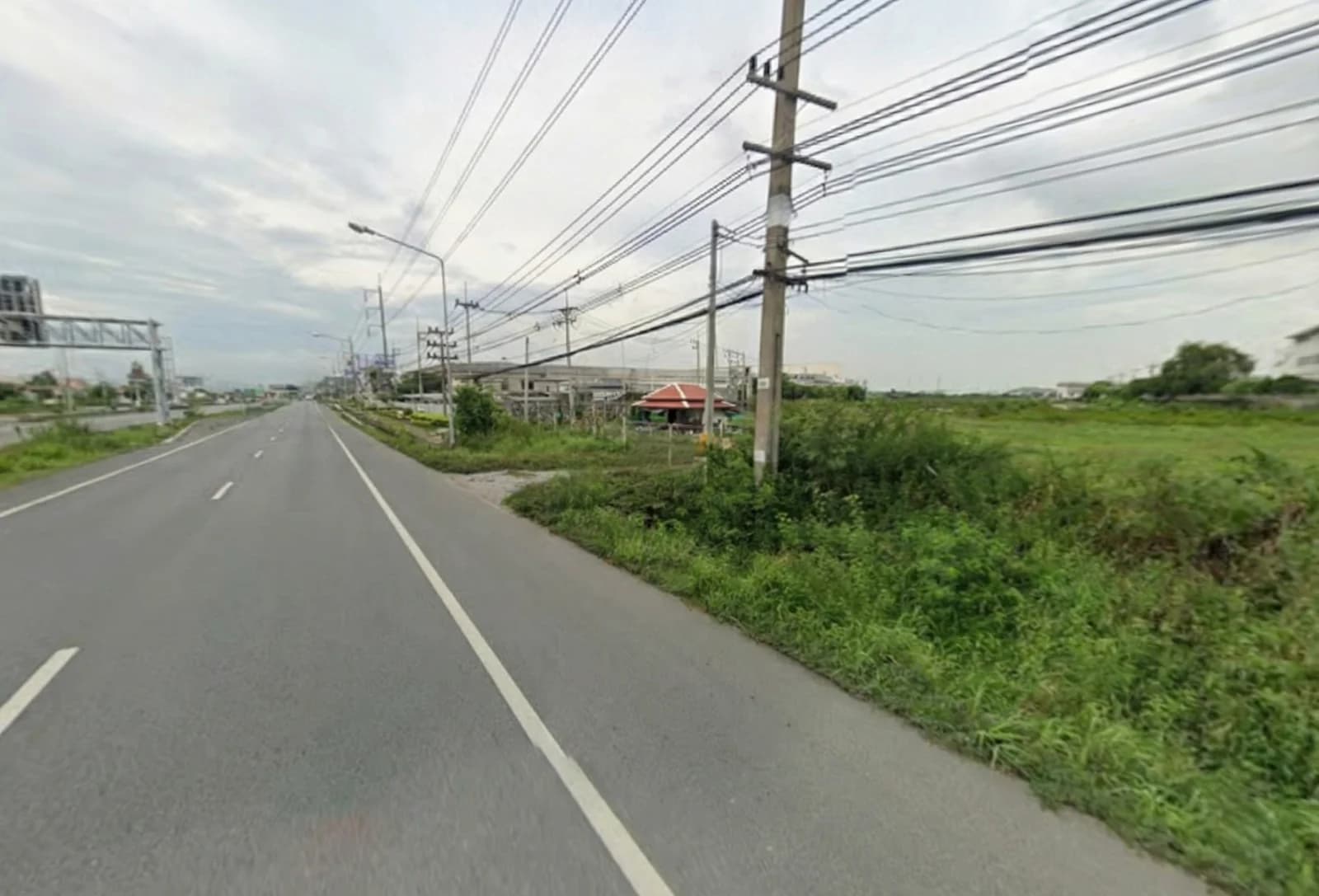 ให้เช่าที่ดิน 51-3-57 ไร่ ติดถนนสุขุมวิท ติดทางเข้า นิคมฯ ทองโกรว์ จ.ชลบุรี 3