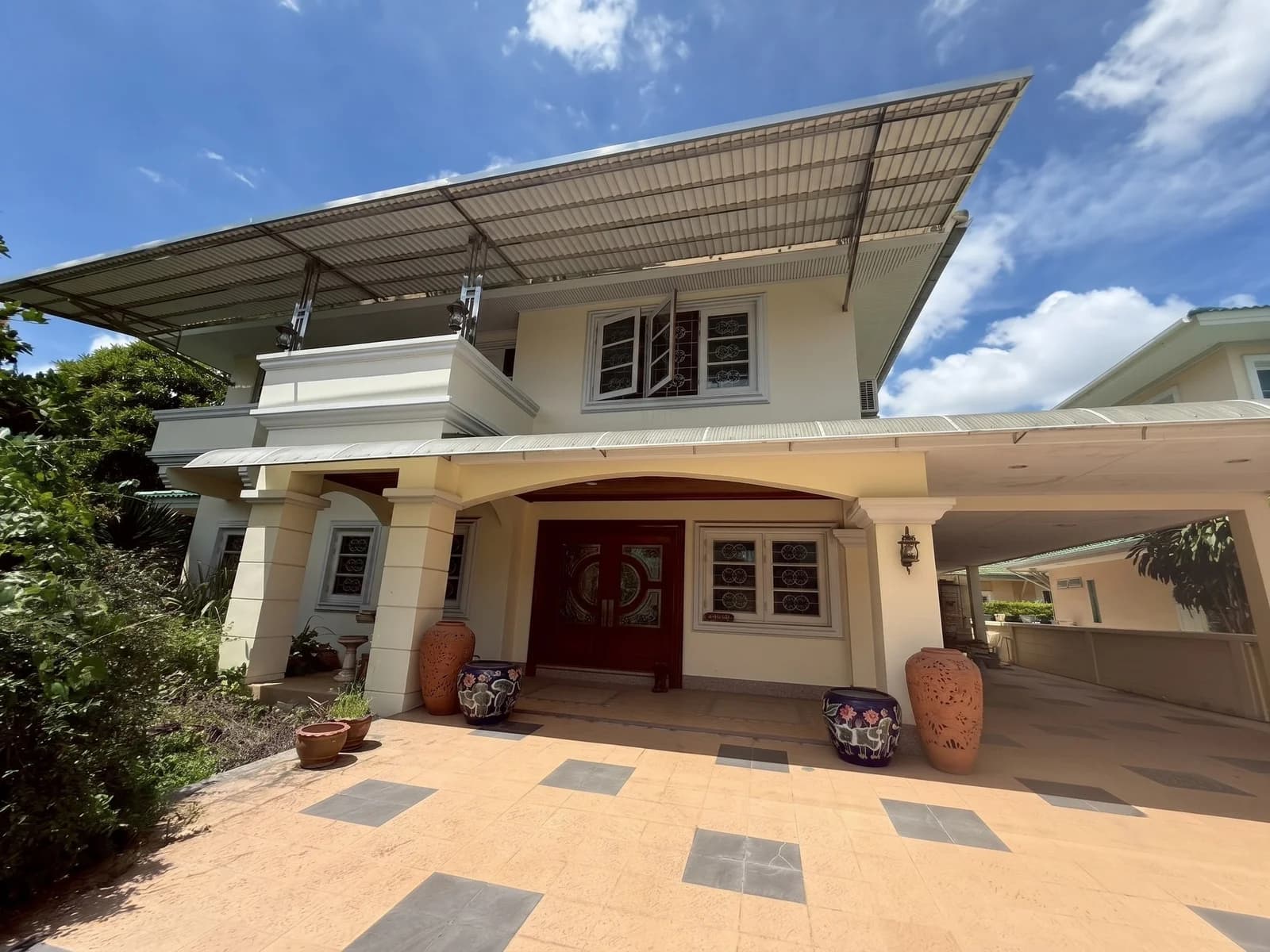 2-Storey Detached House for Sale, Land Area 145.2 sq.w., Grand Monaco 3