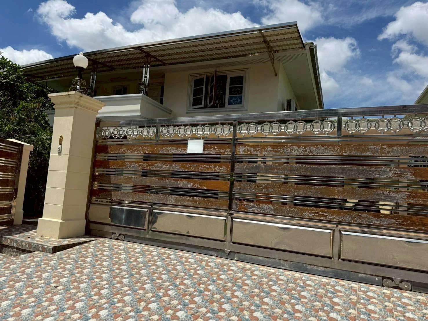 2-Storey Detached House for Sale, Land Area 145.2 sq.w., Grand Monaco 4